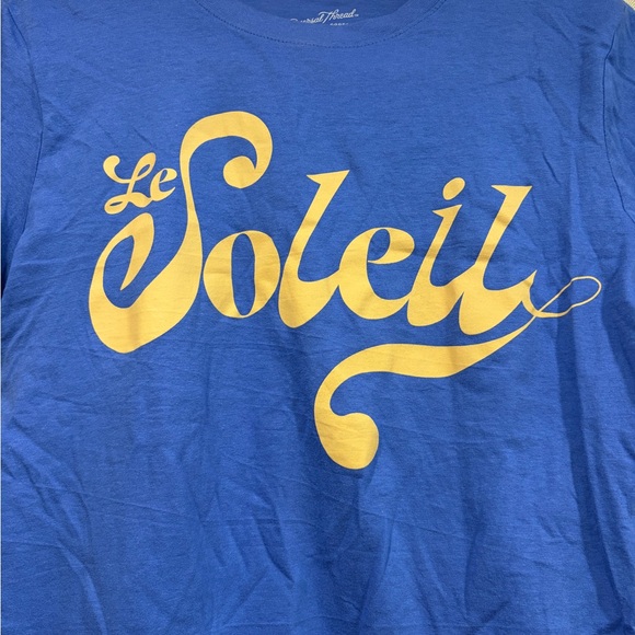 Universal Thread graphic tee - Picture 2 of 5